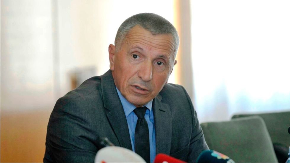 Sfida e demokratizimit të Serbisë përballë nacionalizmit të ri studentor