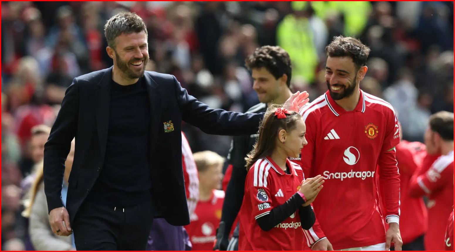 Carrick qetëson dyshimet për të ardhmen e Fernandes te Manchester United
