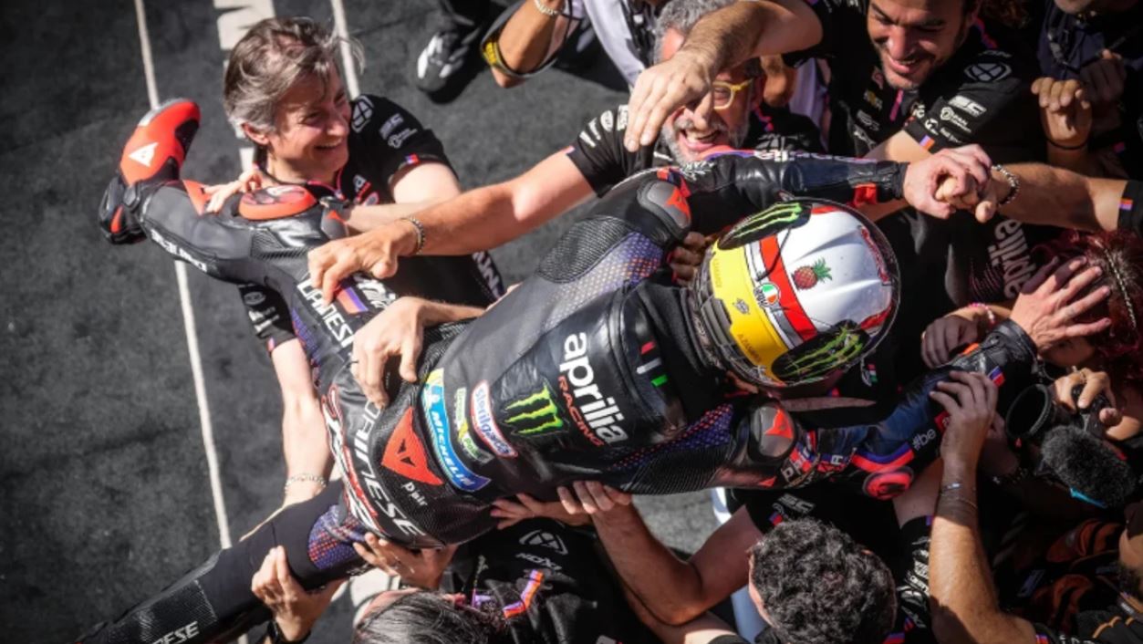 Aprilia triumfon në Mugello me dy vendet e para në MotoGP