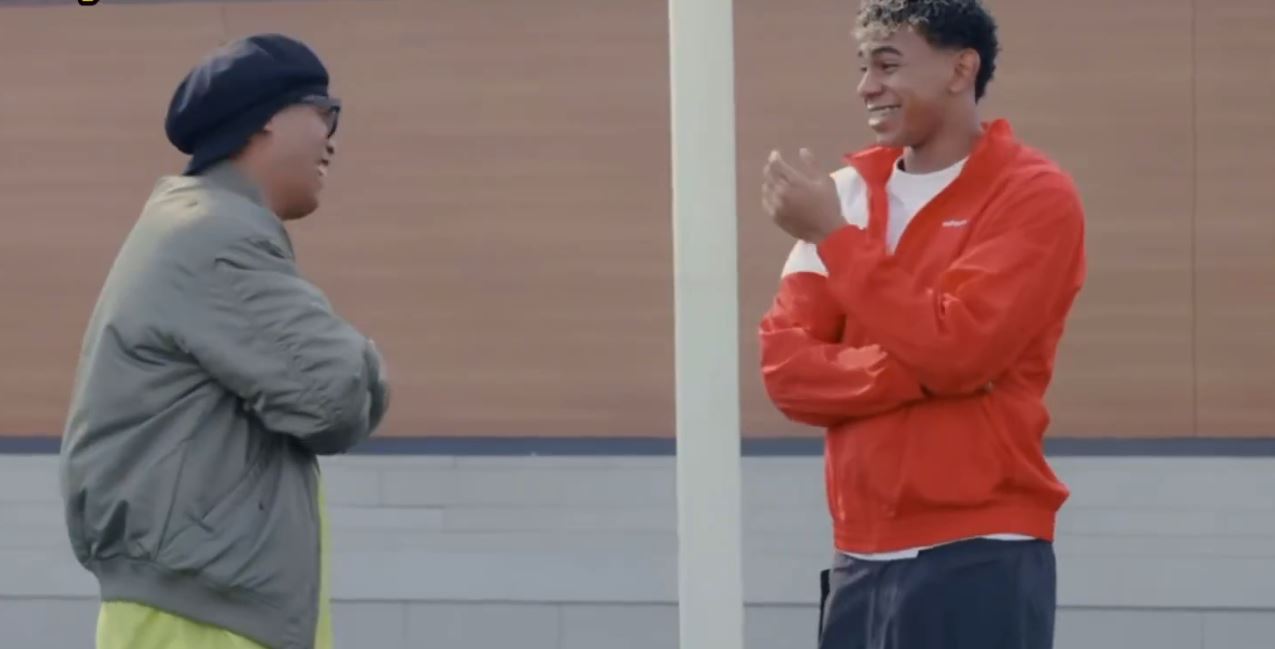Lamine Yamal dhe Ronaldinho bashkohen në një reklamë për Kupën e Botës 2026