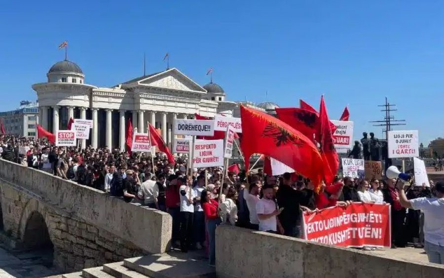 Studentët e Kosovës do të protestojnë të premten në Prishtinë në mbrojtje të gjuhës shqipe në Maqedoninë e Veriut.