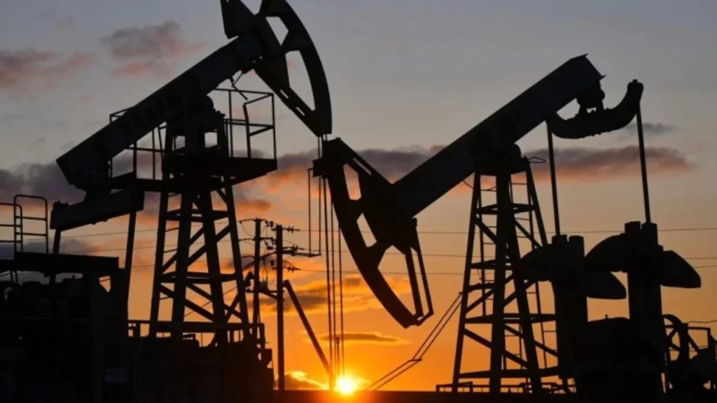 Çmimet e naftës Brent ranë me 0.89% në 96.92 dollarë pas armëpushimit mes Izraelit dhe Libanit.