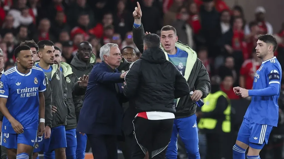 Jose Mourinho ka dorëzuar zyrtarisht një listë me gjashtë lojtarë për largim nga Real Madrid, duke përfshirë emra të rinj si Franco Mastantuono, Fran Garcia dhe Raul Asencio.