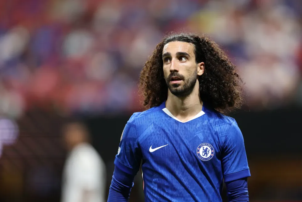 Chelsea në kërkim të zëvendësuesit për Cucurellan mes tre emrave të spikatur