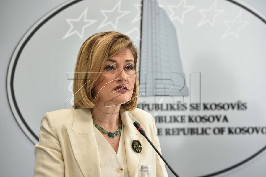 Ministrja Mimoza Kusari-Lila prezanton masa anti-dumping ndaj Serbisë për farën e grurit dhe kufizime sasiore për importin e aluminit dhe artikujve prej alumini.