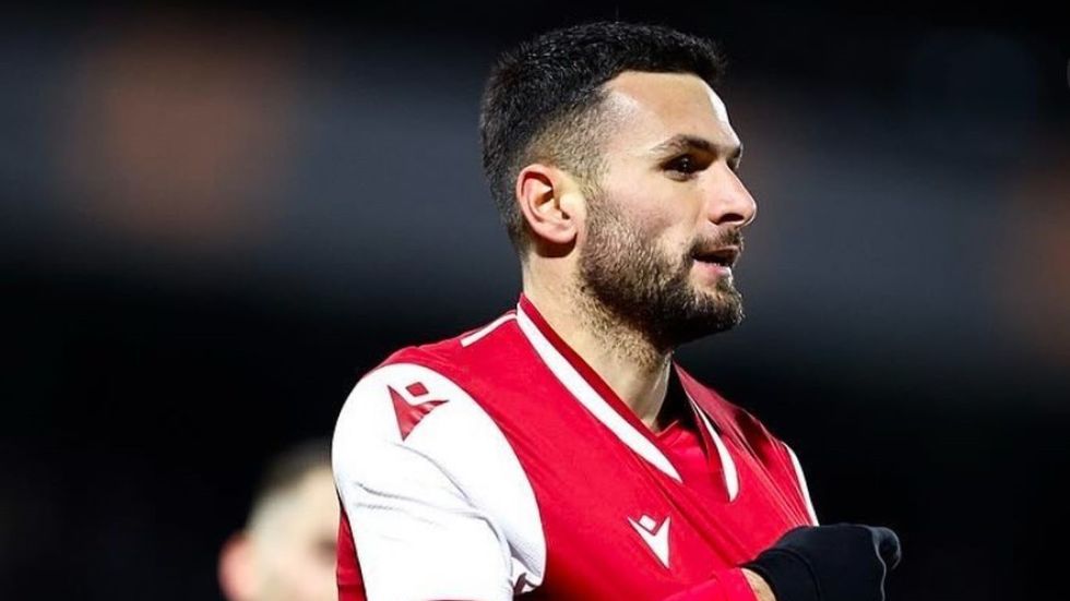 Dynamo Kyiv ofron 950 mijë euro për kartonin e Lumbardh Dellovës nga CSKA Sofia.