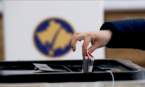 Komisioni Qendror i Zgjedhjeve njofton se deri në orën 11:00 kanë votuar 8.22% e qytetarëve, me 161,134 votues të regjistruar në zgjedhjet e parakohshme.