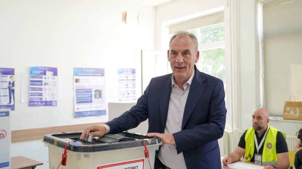 Thirrja e Fatmir Limajt për një votim të qetë dhe përgjegjës në Kosovë
