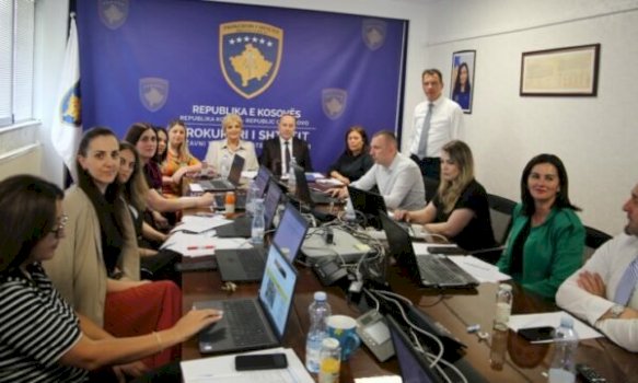 U.d. kryeprokurori inspekton dhomën operative për zgjedhjet dhe inkurajon stafin