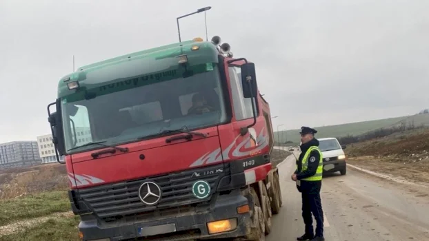 Inspektorët e Komunës së Gjilanit kanë shqiptuar gjoba ndaj dy kompanive për ndotjen e rrugëve me beton.