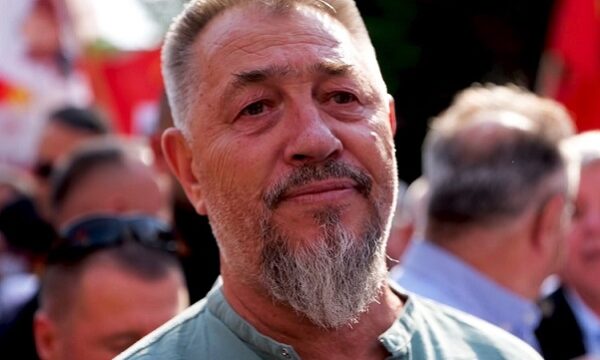 Fjalët prekëse të Sami Lushtakut për Sahit Jasharin