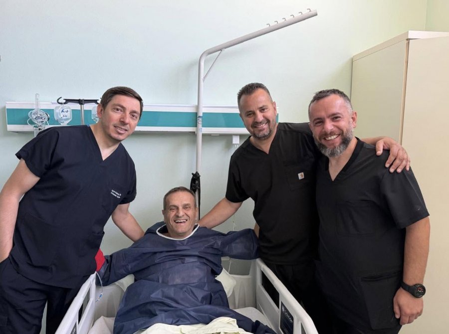 Sinan Vllasaliu falënderon mjekët pas operacionit të aksidentit me motor