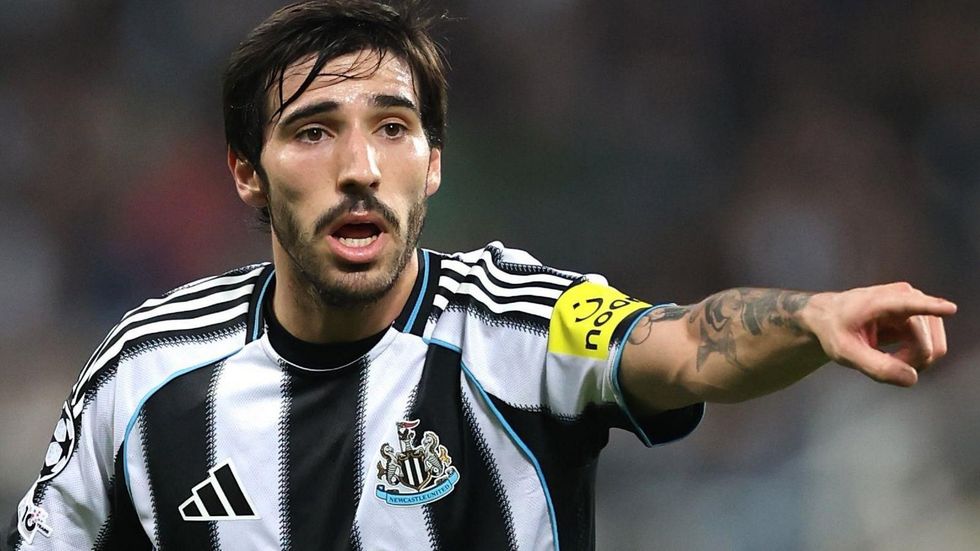 Tottenham ka kontaktuar kampin e Sandro Tonalit, por ende nuk ka nisur negociata zyrtare me Newcastle United.