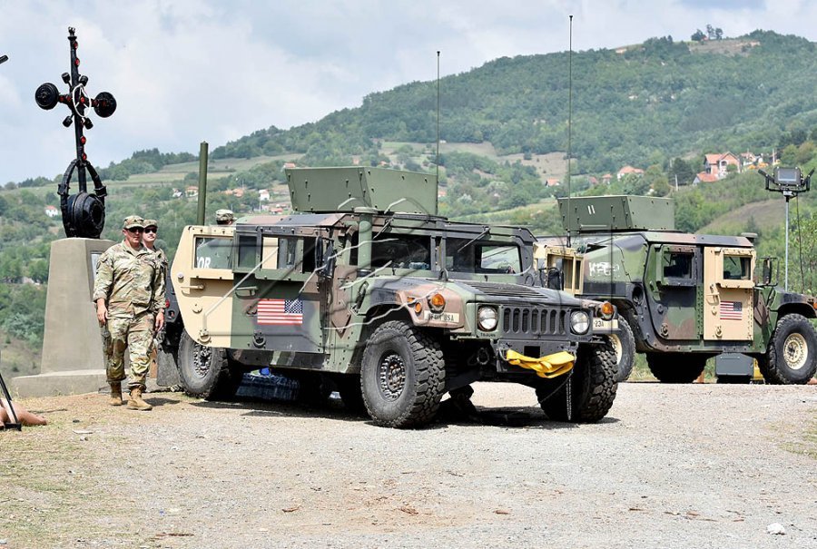 SHBA-ja dhe NATO-ja rishikojnë praninë ushtarake në Kosovë, çfarë pritet të ndodhë?