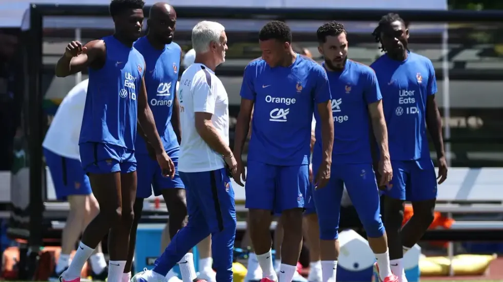 Arsenali ka arritur marrëveshje personale me mesfushorin e Romës, Manu Kone.