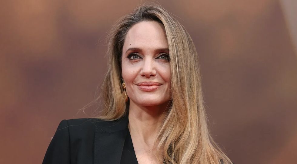 Angelina Jolie: Ndjenja e Kapjes në Hollywood dhe Dëshira për Largim