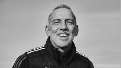 Humbja e madhe e futbollit francez, ndërron jetë trajneri Eric Roy