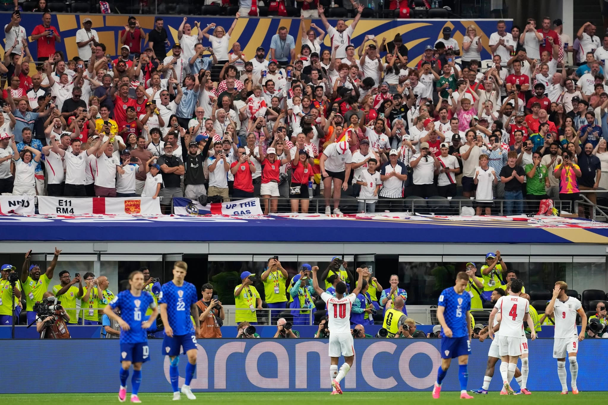Anglia mposht Kroacinë 4-2 në ndeshjen e parë të fazës së grupeve të Botërorit.