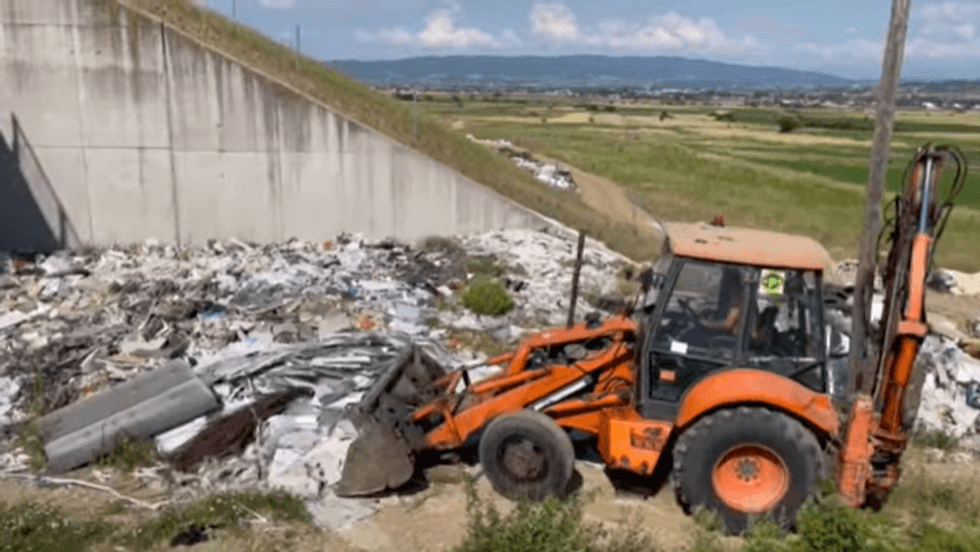 Gjobë 500 euro për hedhësit e mbeturinave në Trudë, “Pastrimi” paralajmëron masa të ashpra