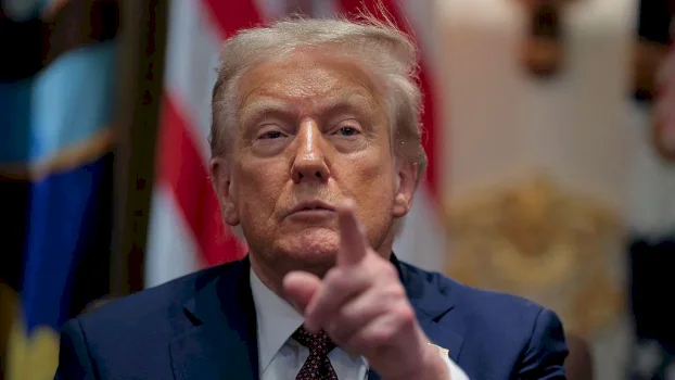 Trump feston sukseset ekonomike pas marrëveshjes së paqes në Francë