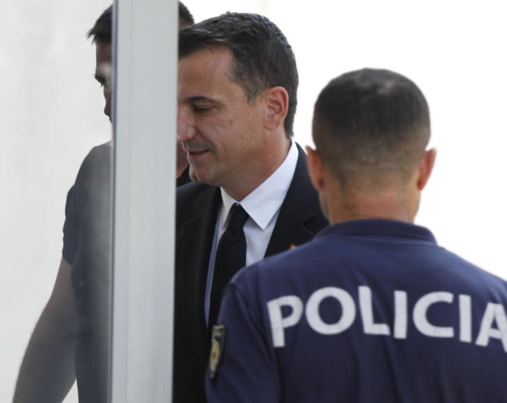 Erion Veliaj mbërrin në Gjykatën Administrative për seancën e radhës në çështjen ndaj prokurorit Ols Dado, nën masa të posaçme sigurie.