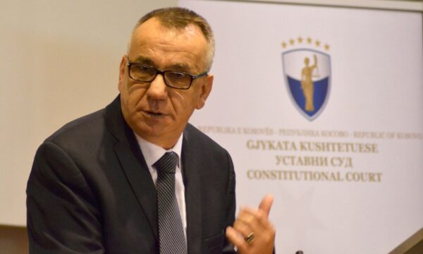 Kurti dhe sfida e zgjedhjes së presidentit: një realitet i dyfishtë në Kosovë