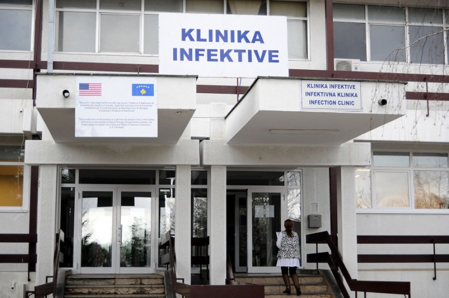 Rritja e rasteve me HIV në Kosovë dhe sfidat në trajtim