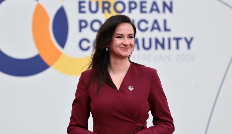 Kryeministrja e Lituanisë Inga Ruginiene dha dorëheqjen pas ndërprerjes së marrëveshjes së koalicionit nga socialdemokratët me partinë populiste Nemuno Ausra dhe dënimit me gjobë të ish-deputetit Remigijus Zemaitaitis për nxitje urrejtjeje.