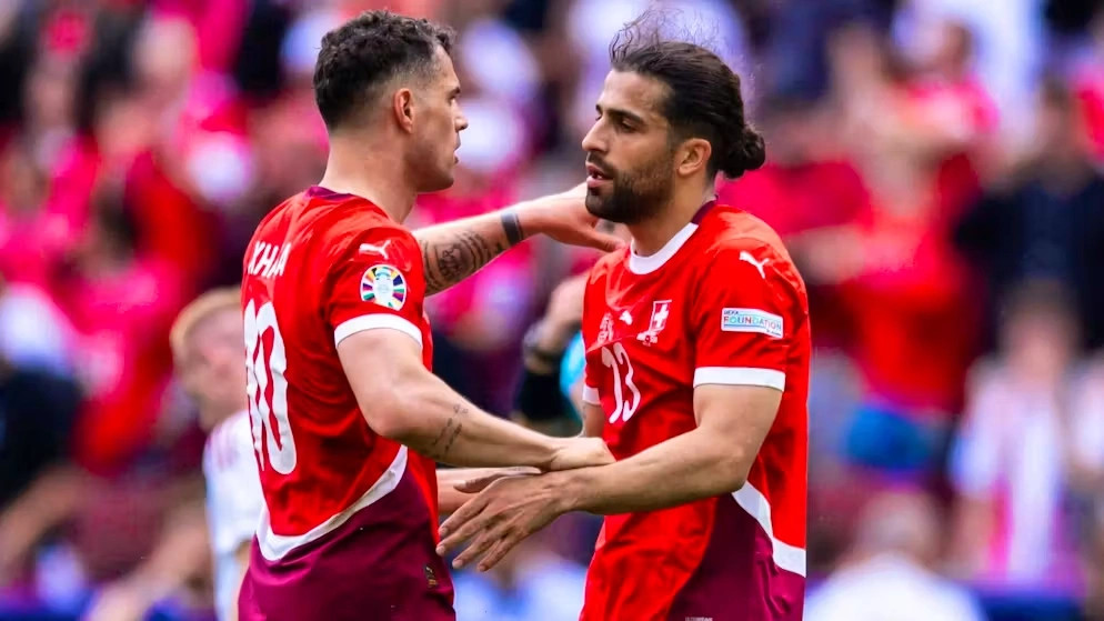 Rodriguez dhe Xhaka: Dy miq, dy qasje në Kupën e Botës