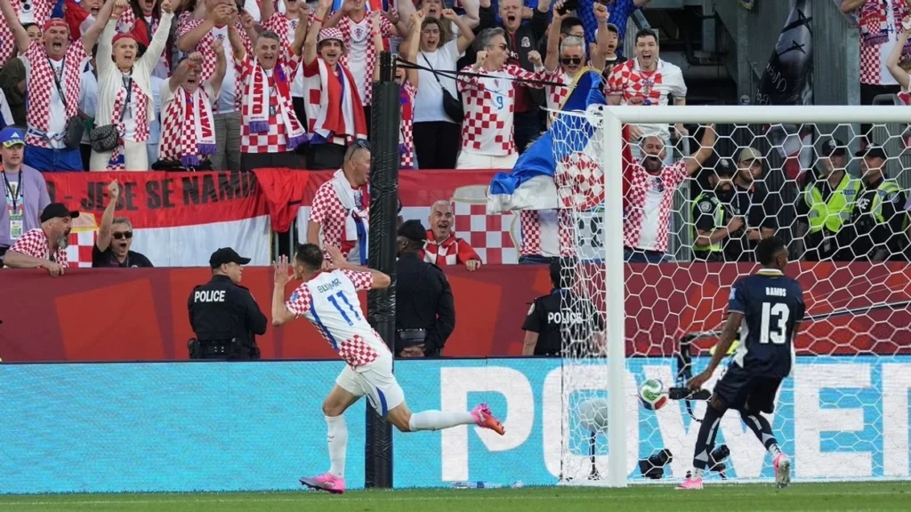 Kroacia triumfon me vështirësi ndaj Panamasë dhe vazhdon betejën për eliminatoret