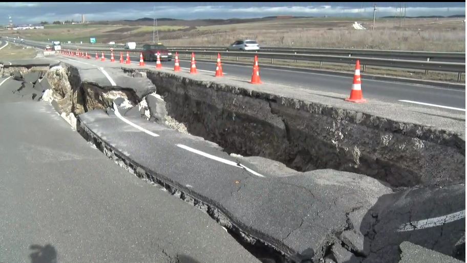 Punimet në kyçjen e Mazgitit sjellin kufizime të përkohshme në trafik