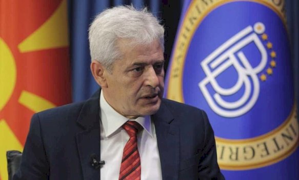 Ali Ahmeti reagon për protestat në Zvërnec dhe kujton ndihmën e Shqipërisë për Kosovën