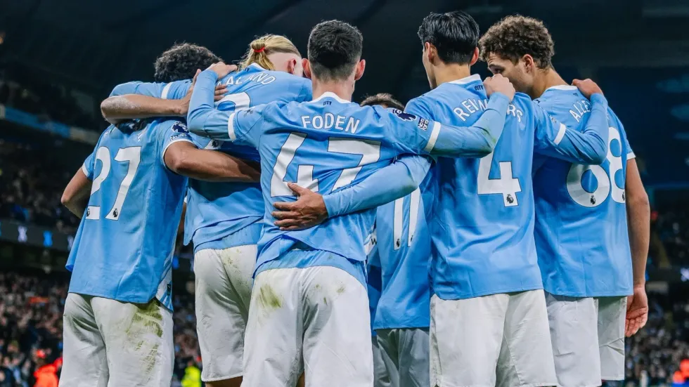 Manchester City konfirmon transferimin rekord të Elliot Anderson për 135 milionë euro plus bonuse.