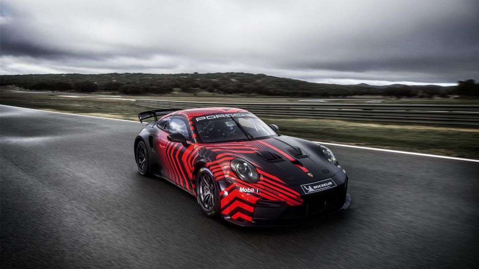 Porsche do të zëvendësojë Cayman me modelin e ri 911 GT4 R në garat GT4 nga viti 2027.