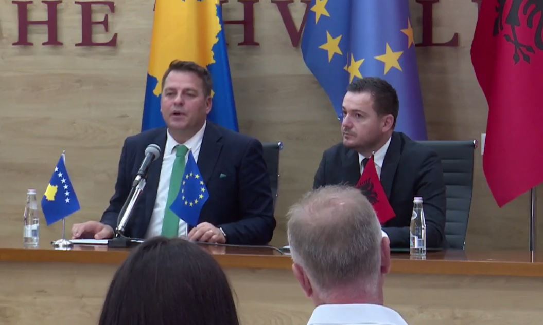 Shqipëria dhe Kosova nënshkruan dy marrëveshje të reja bashkëpunimi në sektorin e bujqësisë dhe agro-ushqimit.