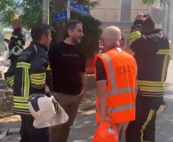 Policia heton zjarrin në Prishtinë si zjarrvënie me shtatë të lënduar.