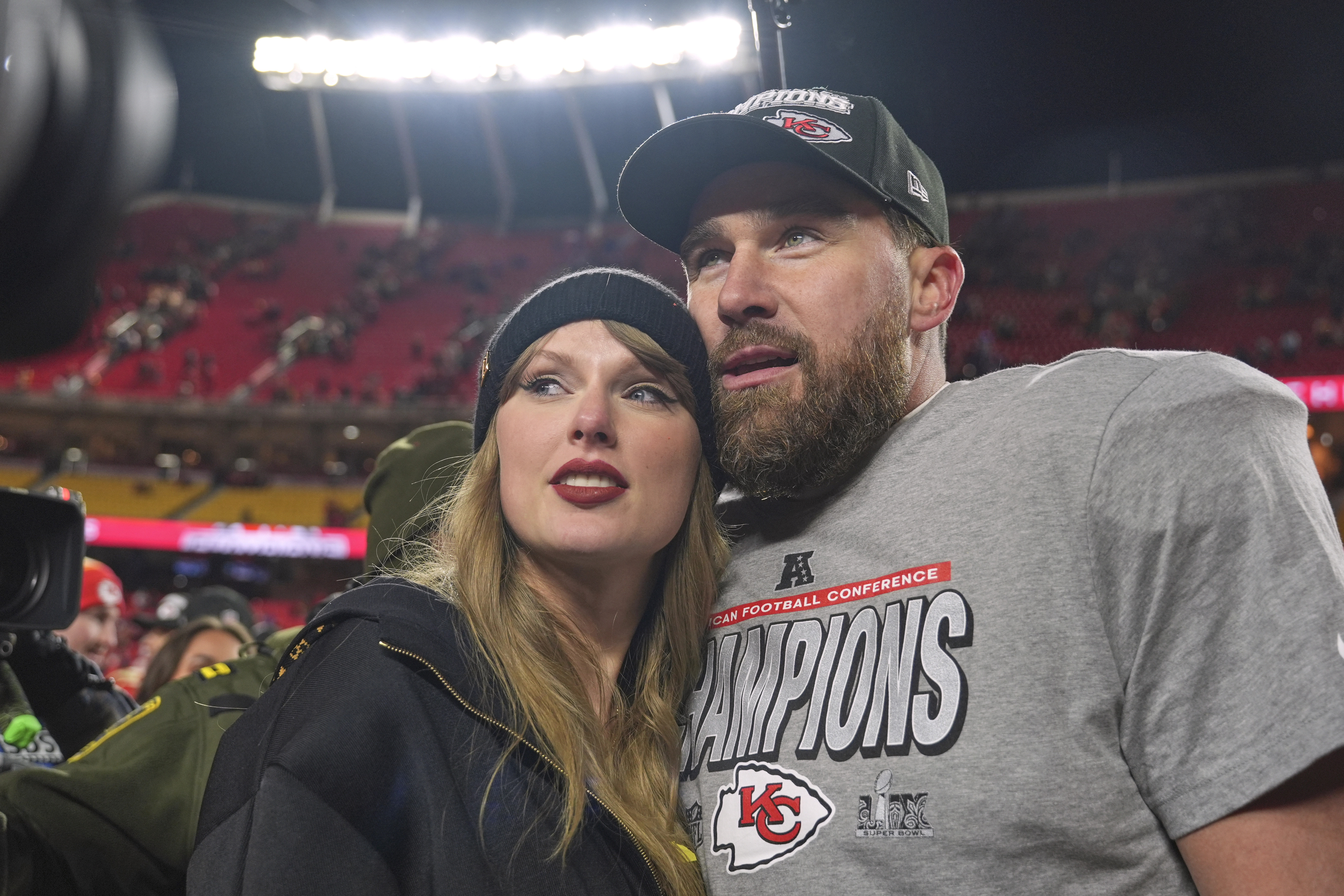 Dasma misterioze e Taylor Swift dhe Travis Kelce në Nju Jork