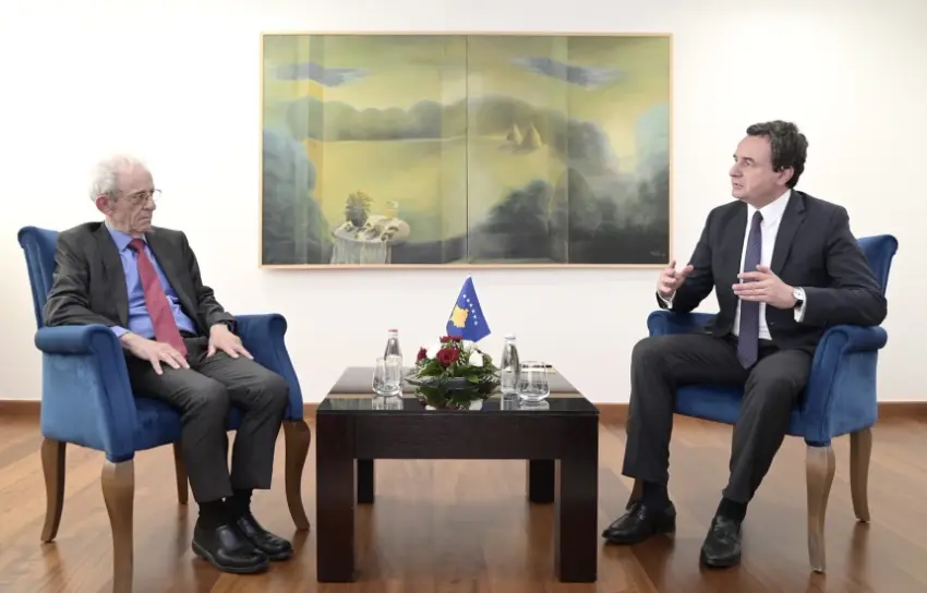 Takimi i Kurtit me profesorin Serwer: Diskutim për të ardhmen euroatlantike të Kosovës
