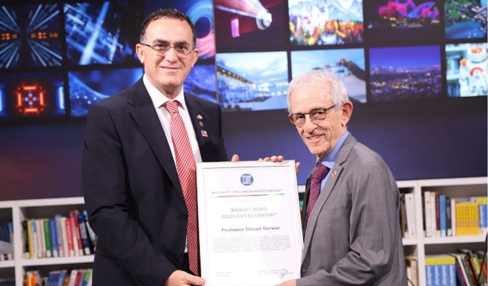 UBT kremton 250-vjetorin e SHBA-së dhe forcon lidhjet Kosovë-Amerikë përmes arsimit dhe lidershipit