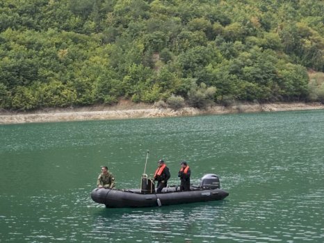 FSK i është bashkuar operacionit të kërkim-shpëtimit në Liqenin e Batllavës.