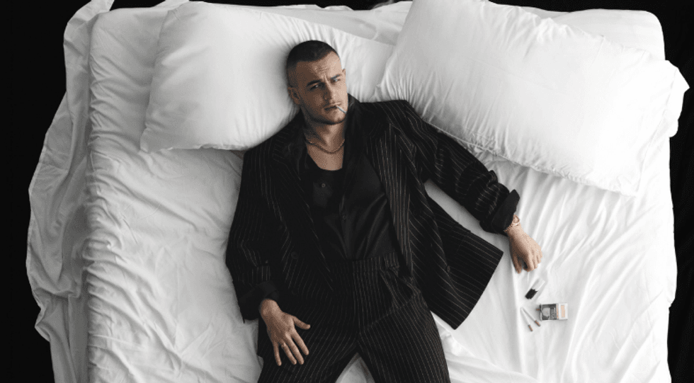 Don Xhoni paralajmëron rikthimin me albumin e ri prej 10 këngësh