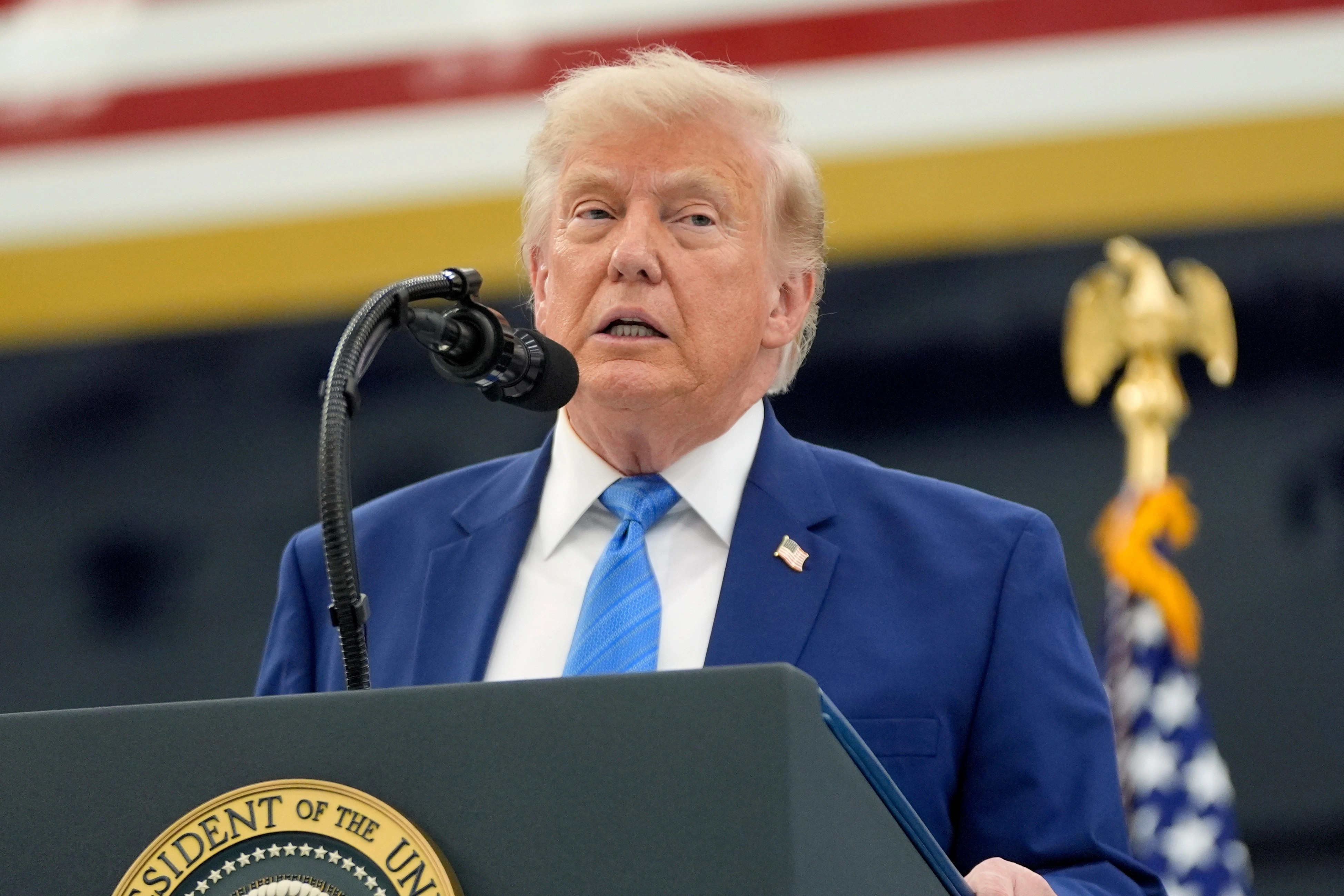 Trump raportoi fitime mbi 1 miliard dollarë nga kriptovalutat në vitin 2025, sipas dokumenteve të reja federale.