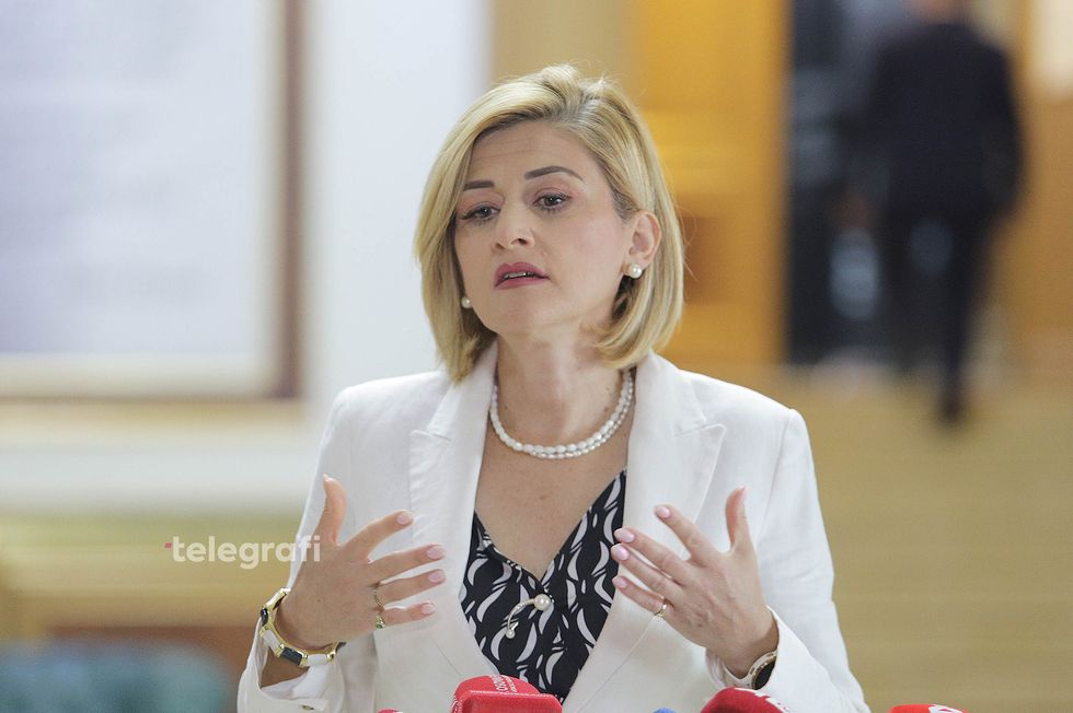 Kur fillon dialogu për qeverinë e re dhe si ndikojnë kushtet politike në projektet strategjike