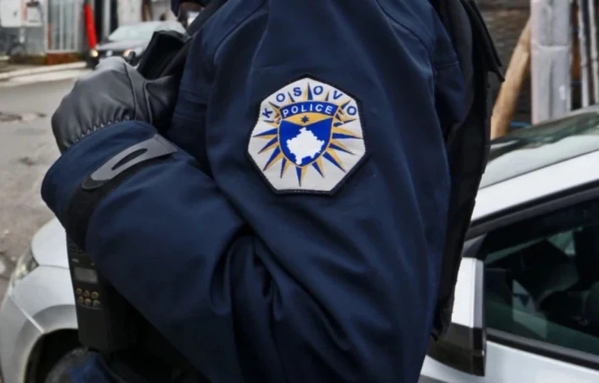 Sekuestrohet arsenal armësh në Podujevë, një person në mbajtje pas operacionit policor
