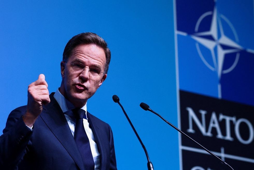 Rutte njofton se aleatët evropianë të NATO-s dhe Kanadaja kanë arritur të rrisin shpenzimet për mbrojtjen në 4% të PBB-së.