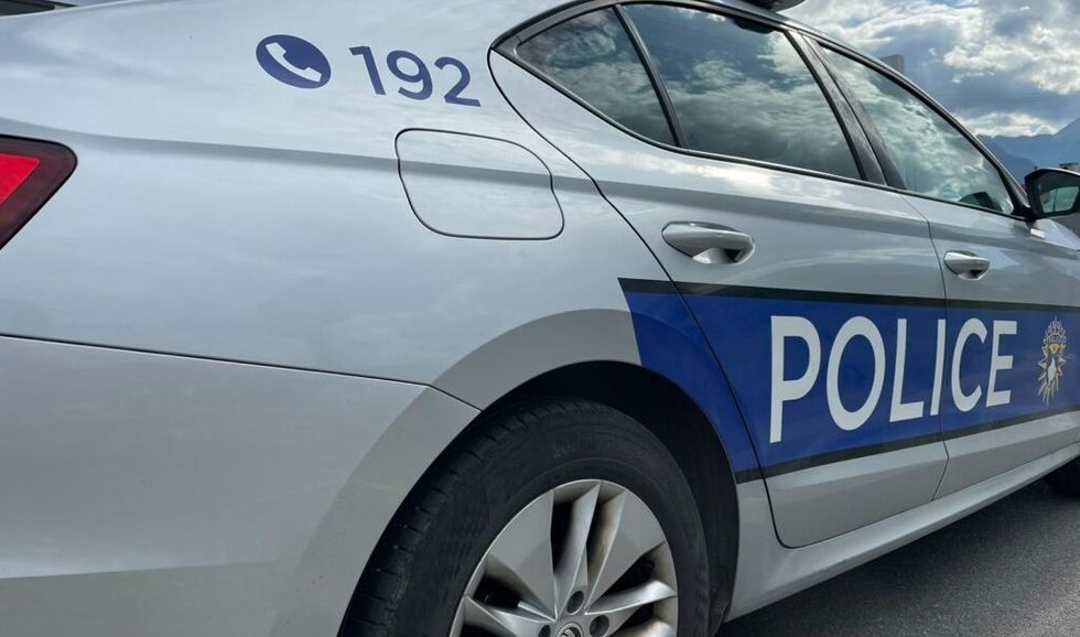 Katër të lënduar në aksident me dy vetura në Parallovë të Novobërdës