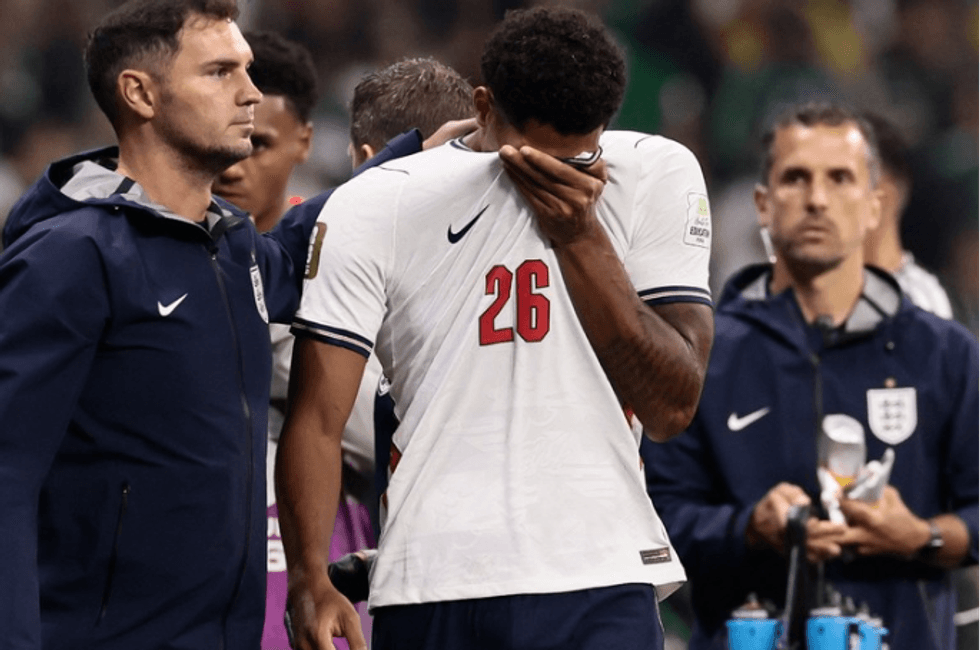 Federata Angleze e Futbollit po shqyrton paraqitjen e një apeli zyrtar për anulimin e kartonit të kuq të Jarell Quansah në Kupën e Botës.