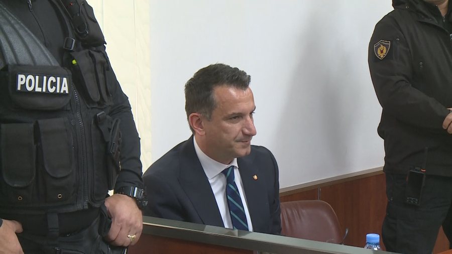 Gjykata e Posaçme refuzon kërkesën e bashkëshortes së Veliajt për shtyrje të gjyqit deri më 31 gusht dhe cakton seancën e radhës më 21 korrik.