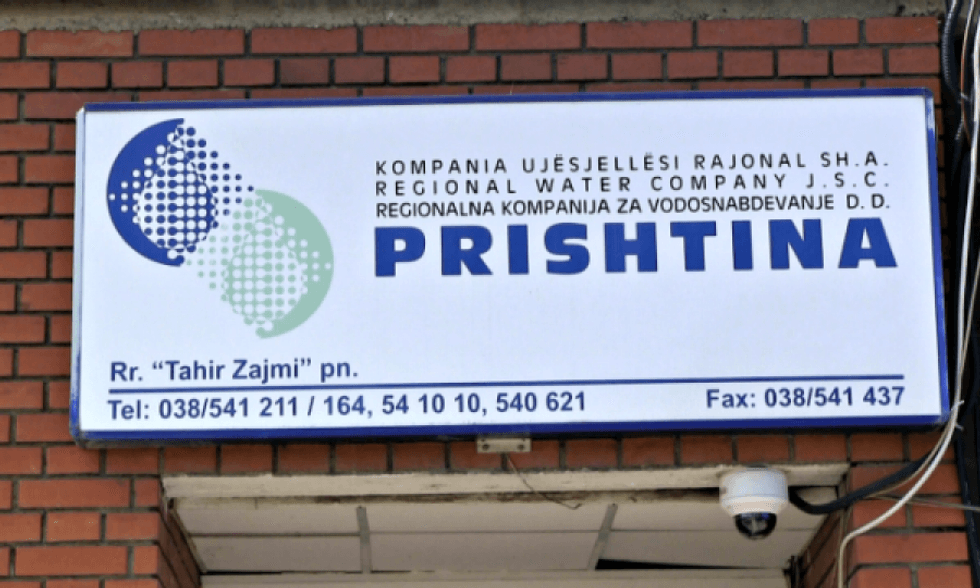 Zbulohet lidhje ilegale e ujit në Veternik, dyshohet keqpërdorim nga kompani ndërtimore