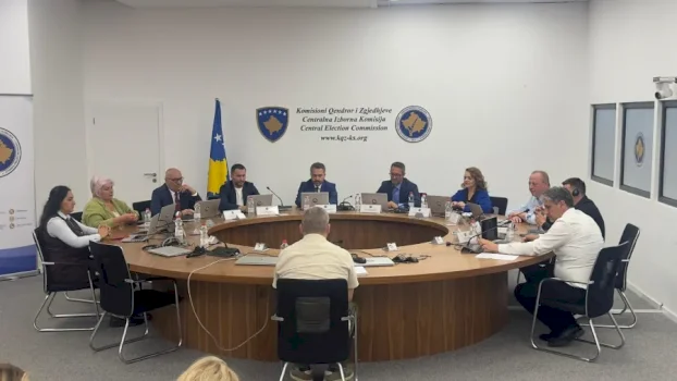 KQZ konfirmon tërheqjen nga mandati të Ardian Gjinit dhe Daut Haradinajt, duke zëvendësuar ata me Bekë Berishën dhe Burim Ramadani.